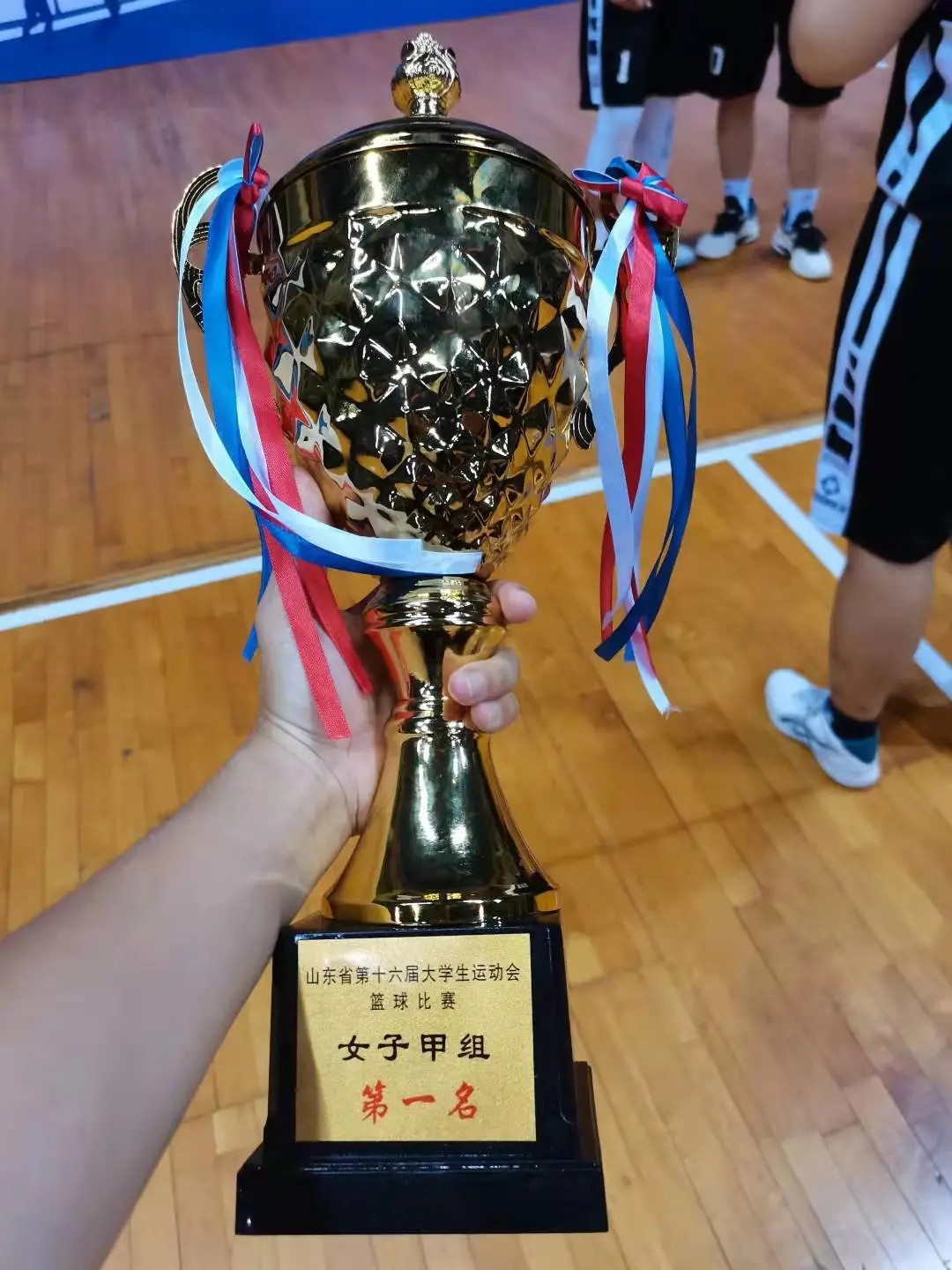 青岛理工大学学子在省大学生运动会篮球赛取得佳绩