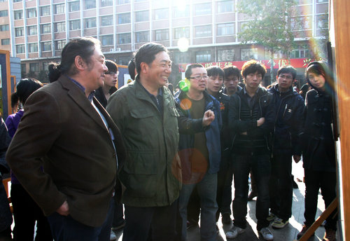 点击这里用新窗口浏览图片