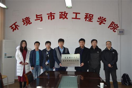 点击这里用新窗口浏览图片