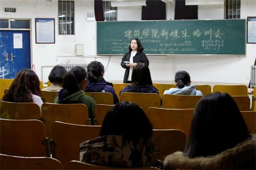 点击这里用新窗口浏览图片