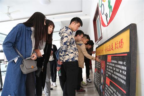点击这里用新窗口浏览图片