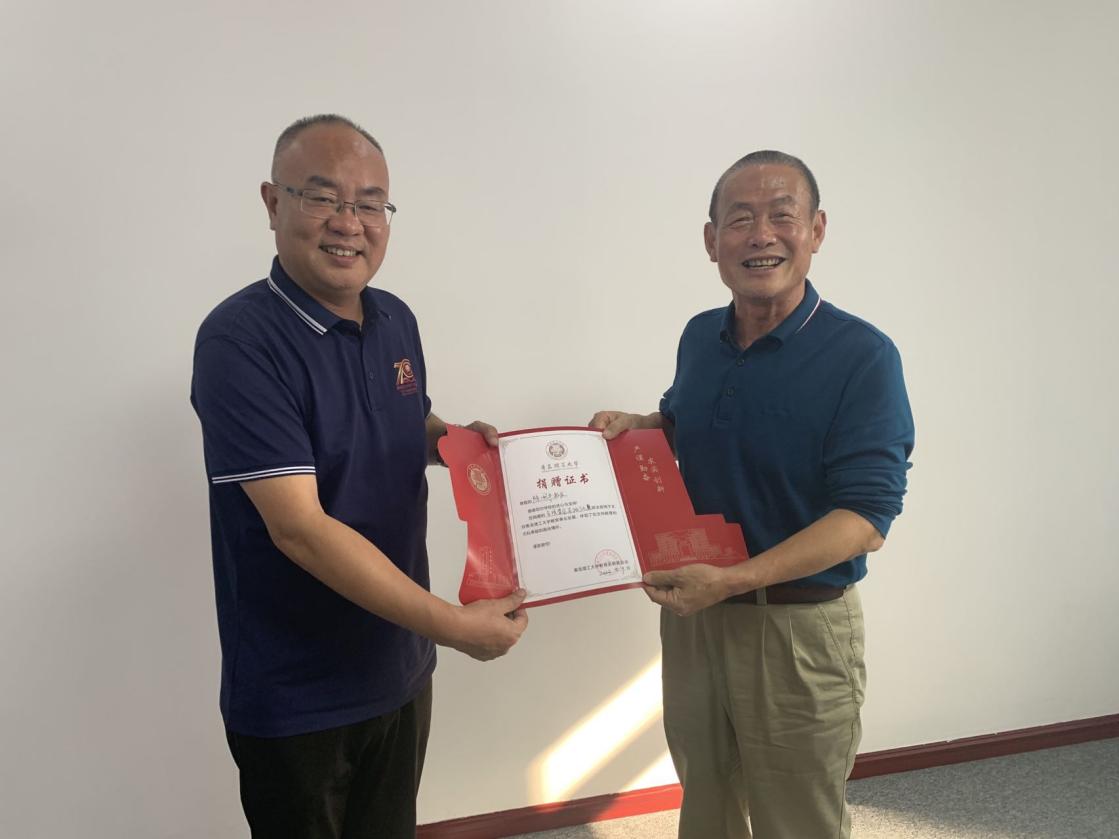 学校领导带队走访校友企业